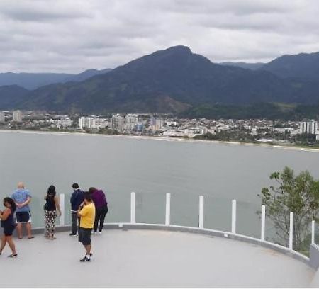 Apto Lindo 2 Dor Piscina Ar Internet 101 A Caraguatatuba Bagian luar foto