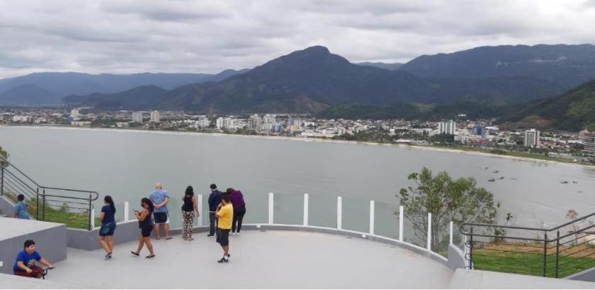 Apto Lindo 2 Dor Piscina Ar Internet 101 A Caraguatatuba Bagian luar foto