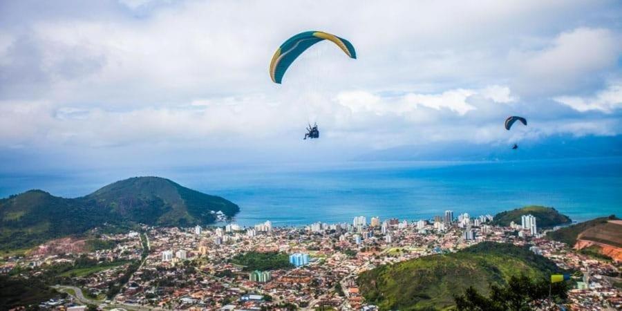Apto Lindo 2 Dor Piscina Ar Internet 101 A Caraguatatuba Bagian luar foto